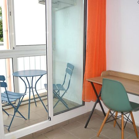 Comme Chez Soi - Studio Tout Equipe - By Sister Home Saint-Denis Exteriér fotografie