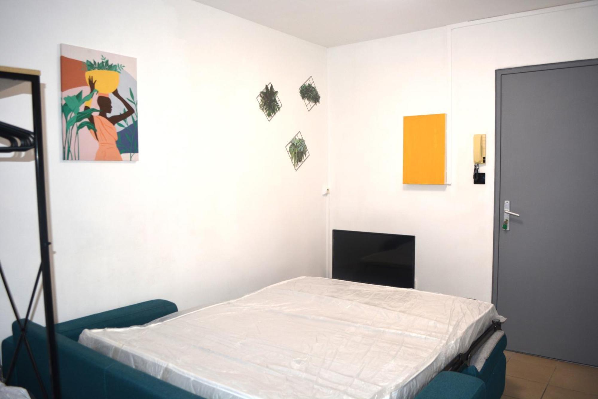 Comme Chez Soi - Studio Tout Equipe - By Sister Home Saint-Denis Exteriér fotografie